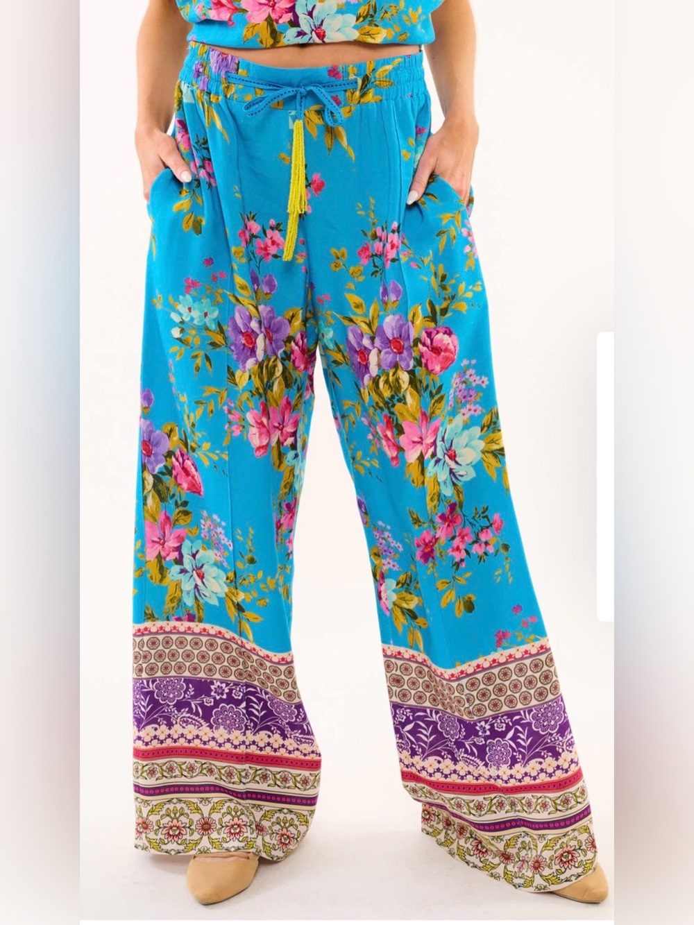 Aratta the Garden of Eden pants size Small